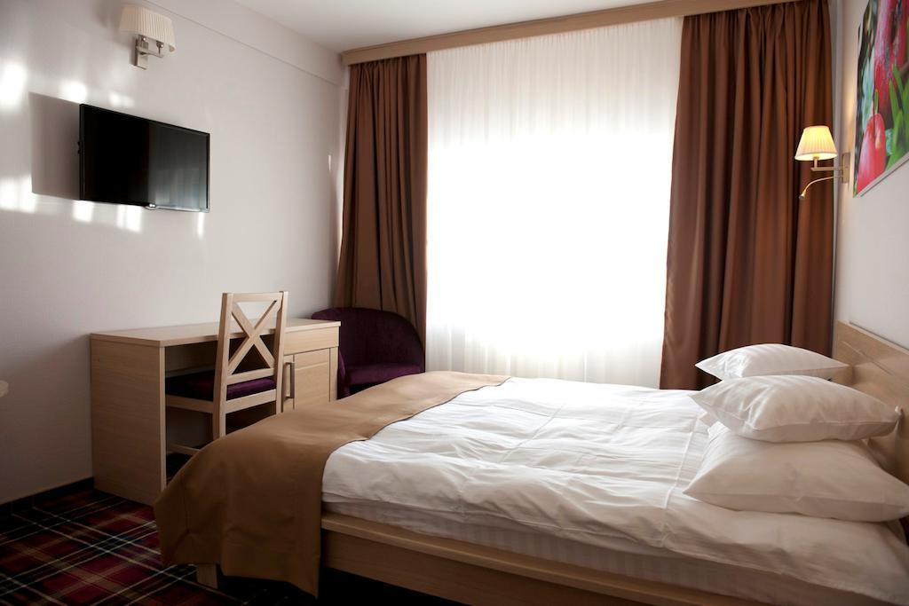 Hotel Leon & Spa Arad Quarto foto
