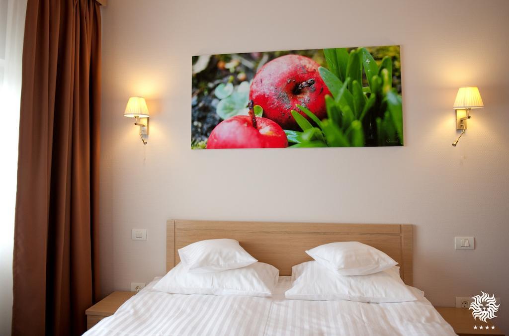 Hotel Leon & Spa Arad Quarto foto