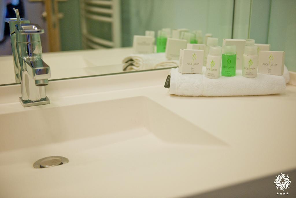 Hotel Leon & Spa Arad Quarto foto